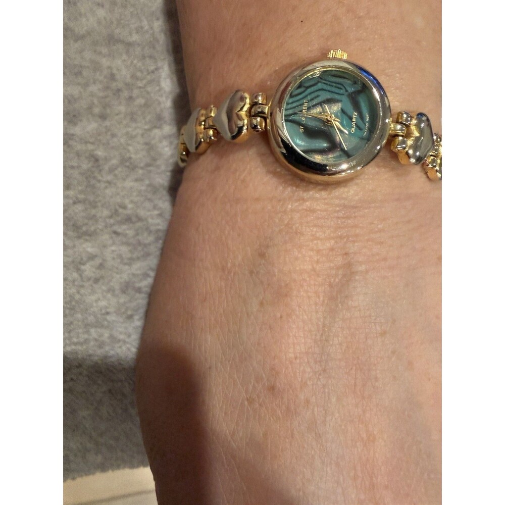 Vintage Mother of Pearl Quartz Gold Tone Hearts Women’s Wristwatch St Laurent